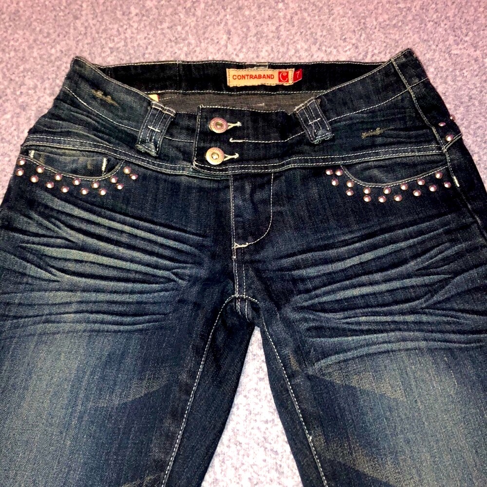 ☆NWOT-CONTRABAND DARK SKINNY JEANS☆